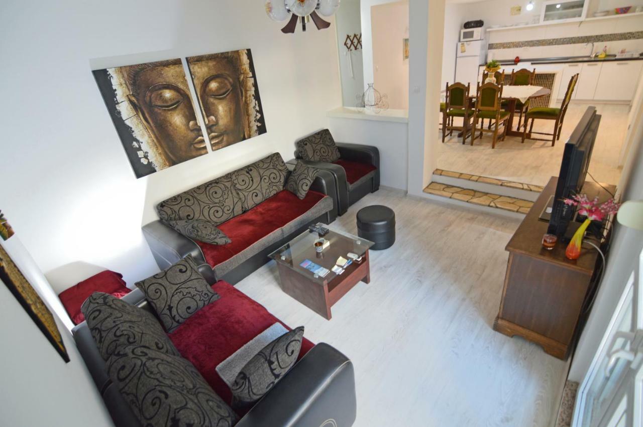 Lilikoi Apartment モスタル エクステリア 写真